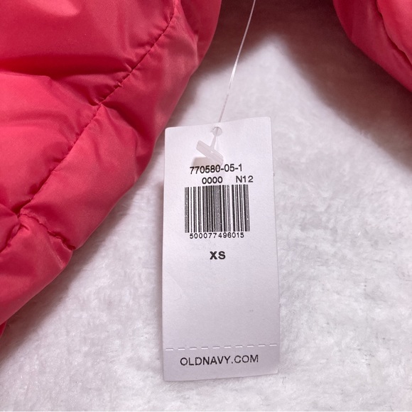 NWT Old Navy Water-Resistant Frost Free Short Puffer Jacket - Picture 7 of 7